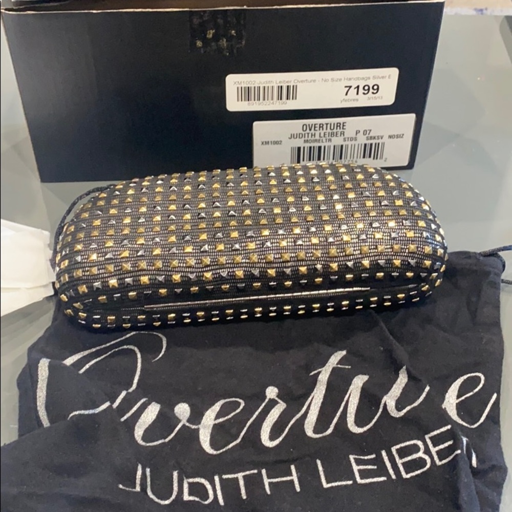 CLUTCH by overture Judith leiber